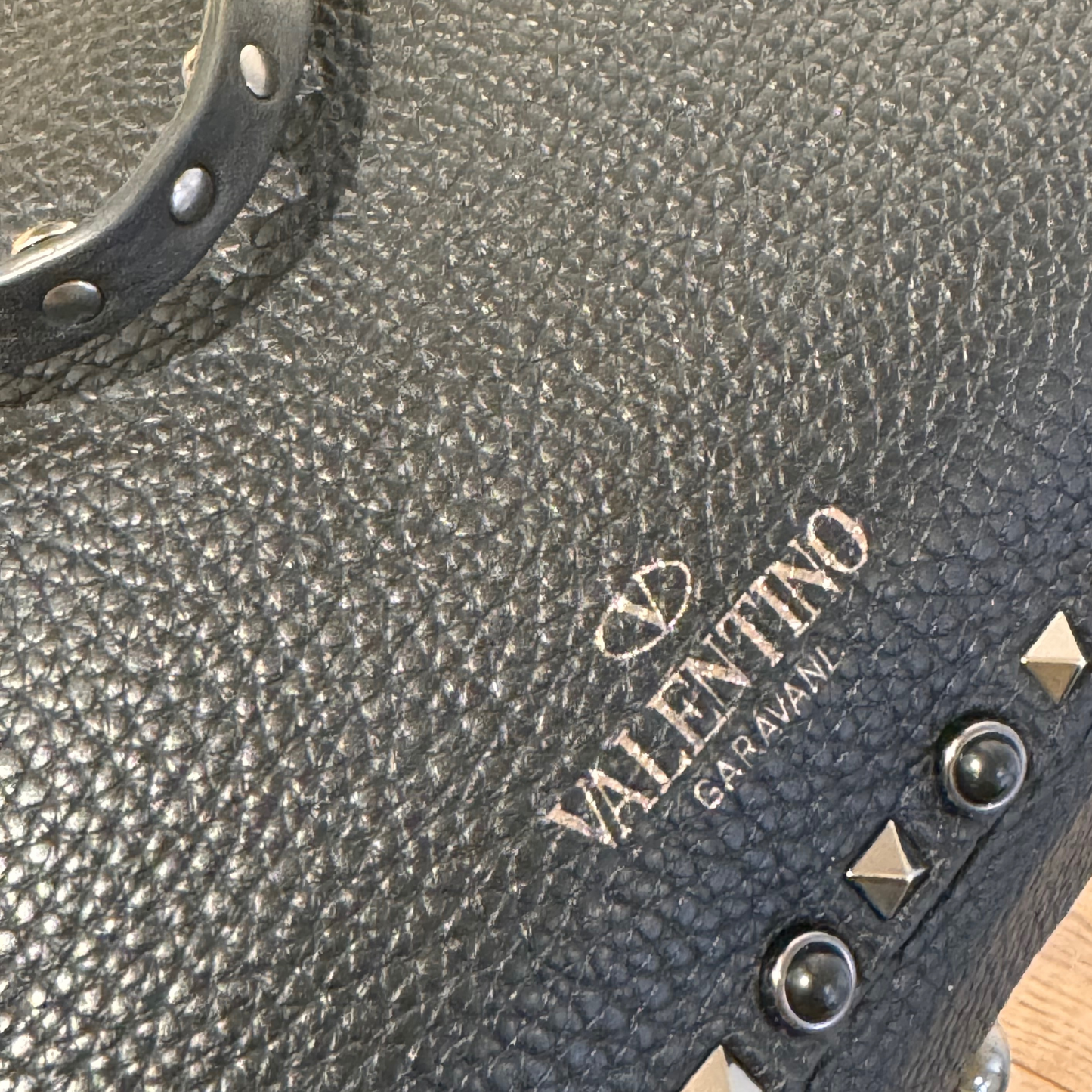 VALENTINO ROCKSTUD NERA PELLE