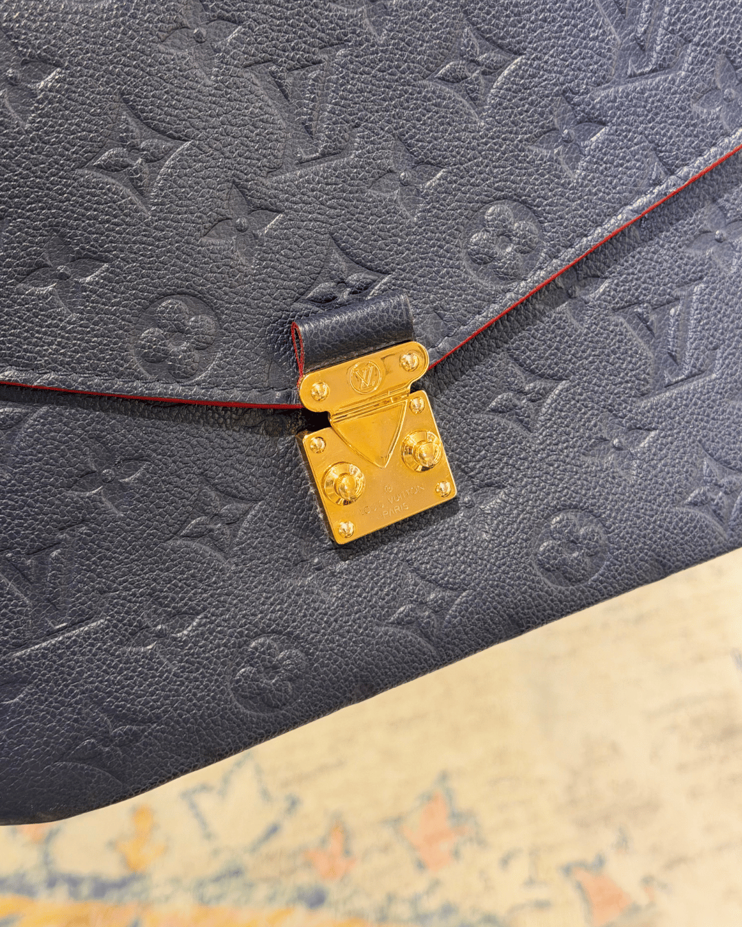 METIS LOUIS VUITTON PELLE BLU RIFINITURE ROSSE