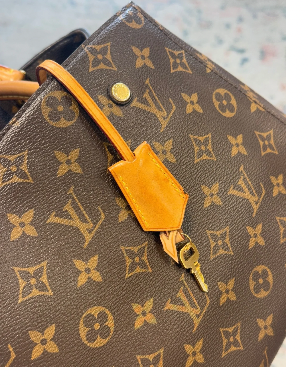 MONTAIGNE MM LOUIS VUITTON