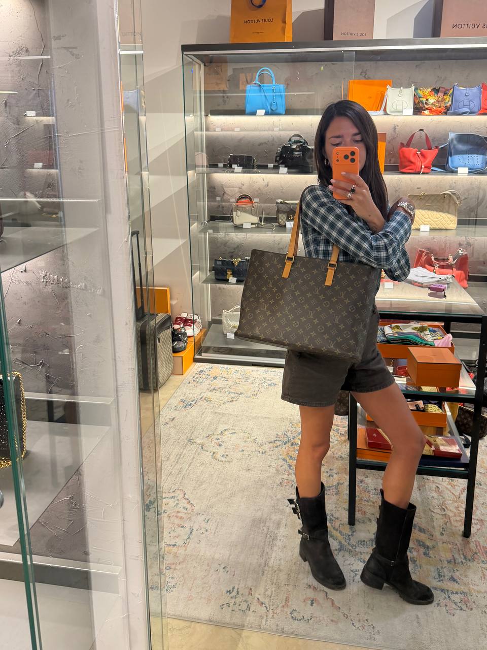 LOUIS VUITTON LUCO TOTE MONOGRAM