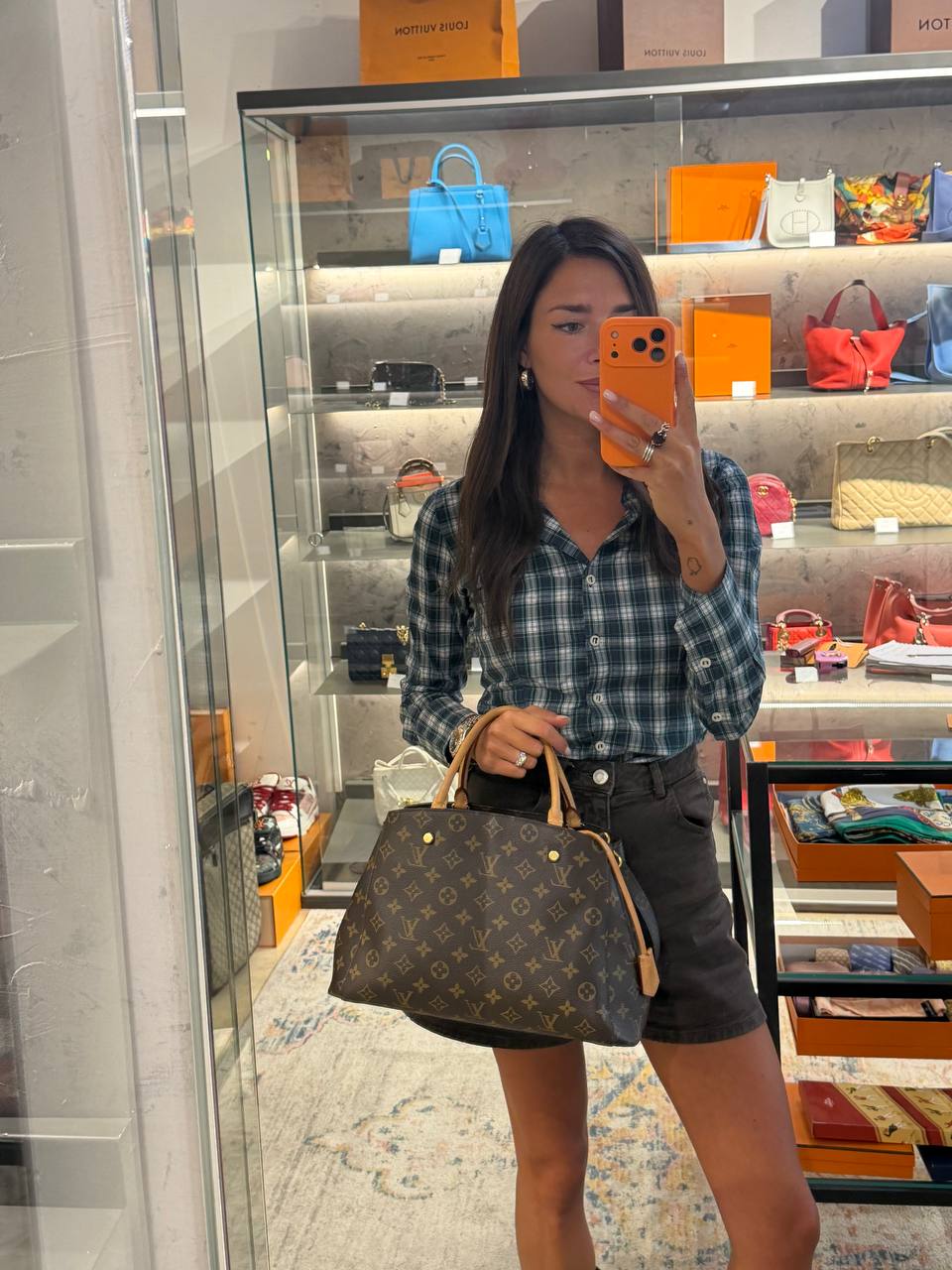 LOUIS VUITTON MONTAIGNE MM MONOGRAM