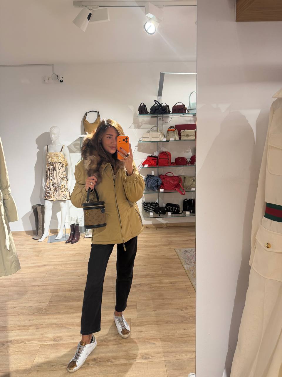 PIUMINO BEIGE MAZZI OVEREAR PELO VOLPE  Tg 44