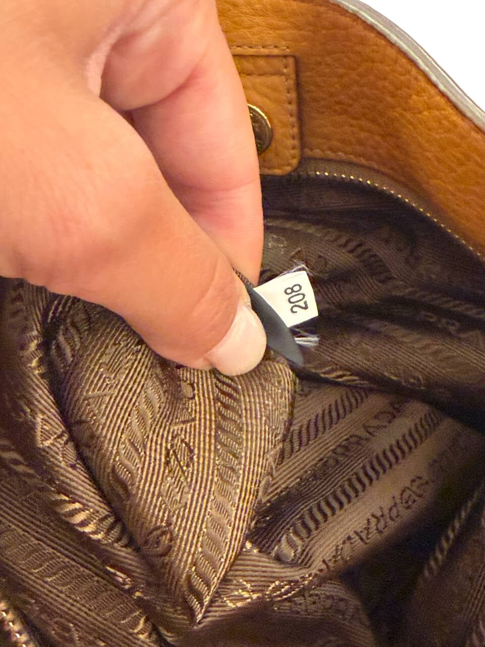 TOTE BAG PRADA PELLE VITELLO  OCRA / SENAPE