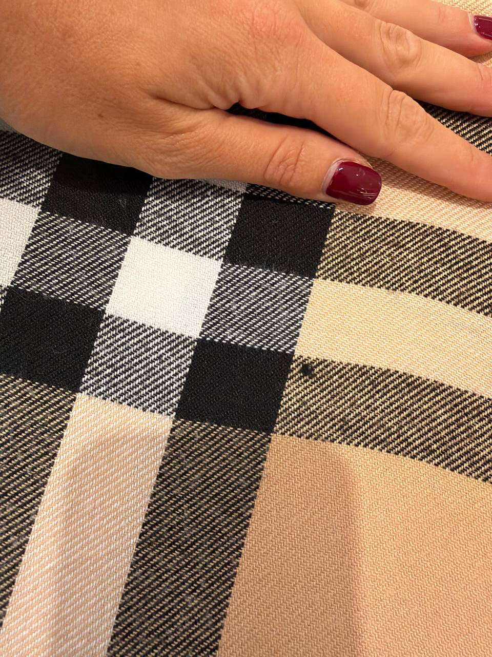 SCIARPA BURBERRY IN LANA CHECK CON FRANGE