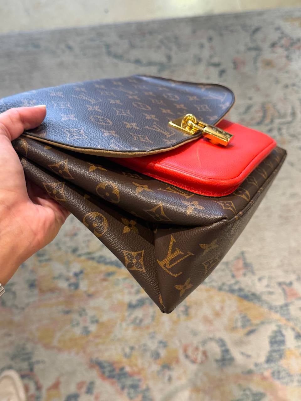 MARIGNAN RIFINITURE ROSSE LOUIS VUITTON MONOGRAM