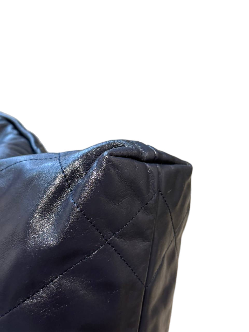 CHANEL 22 BAG IN PELLE DI VITELLO BLU NAVY