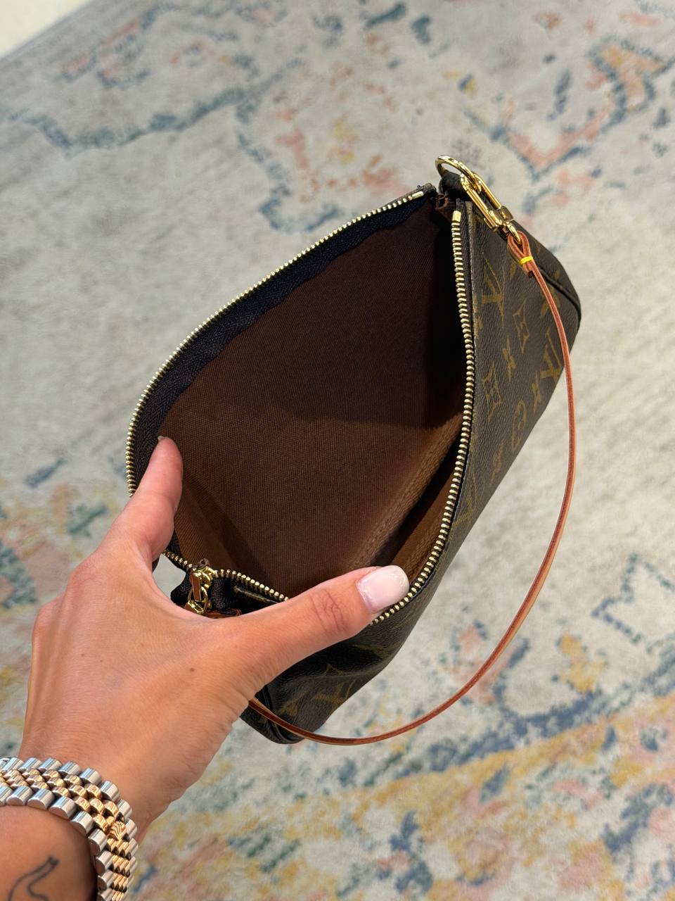 LOUIS VUITTON POCHETTE ACCESSORISE MONOGRAM