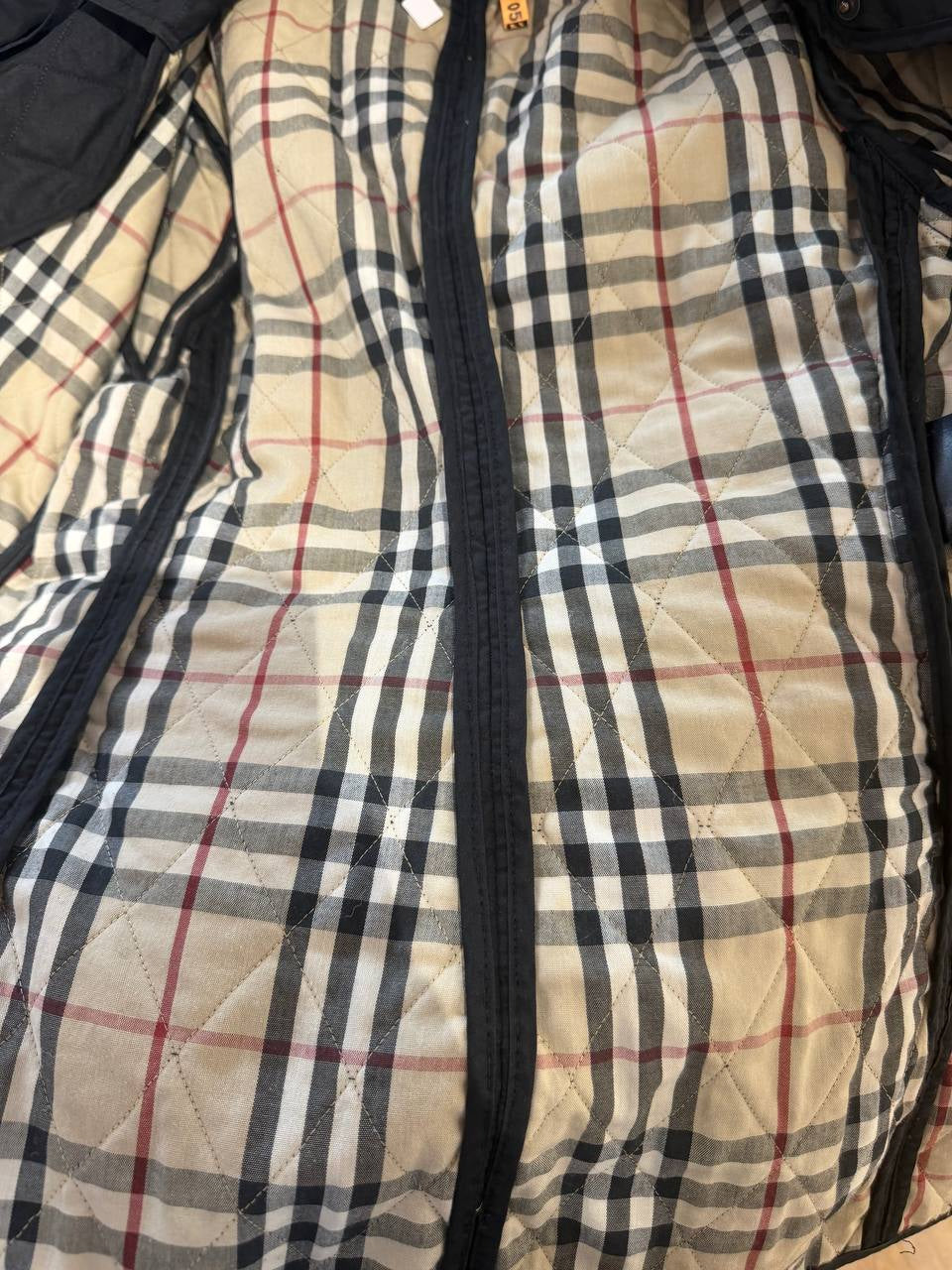 GIACCA LEGGERA BURBERRY TRAPUNTATA NERA FODERA CHECK Tg 42