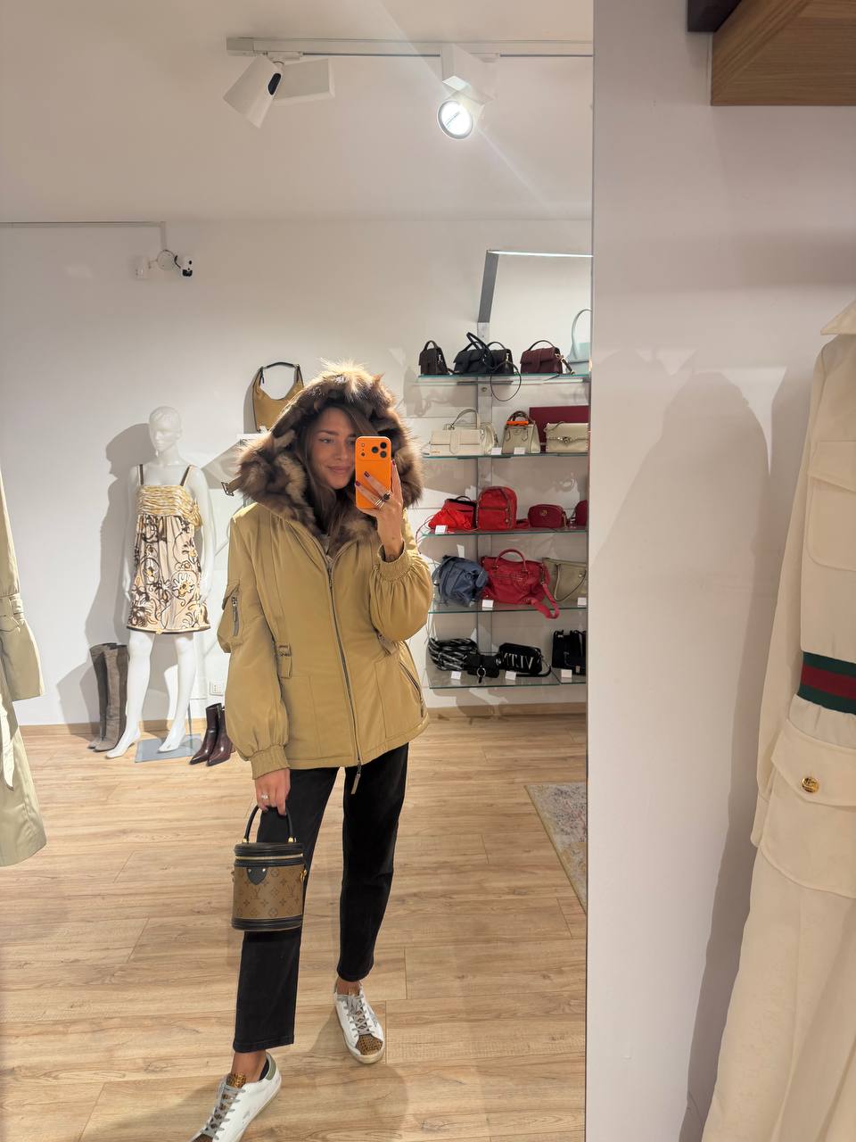 PIUMINO BEIGE MAZZI OVEREAR PELO VOLPE  Tg 44