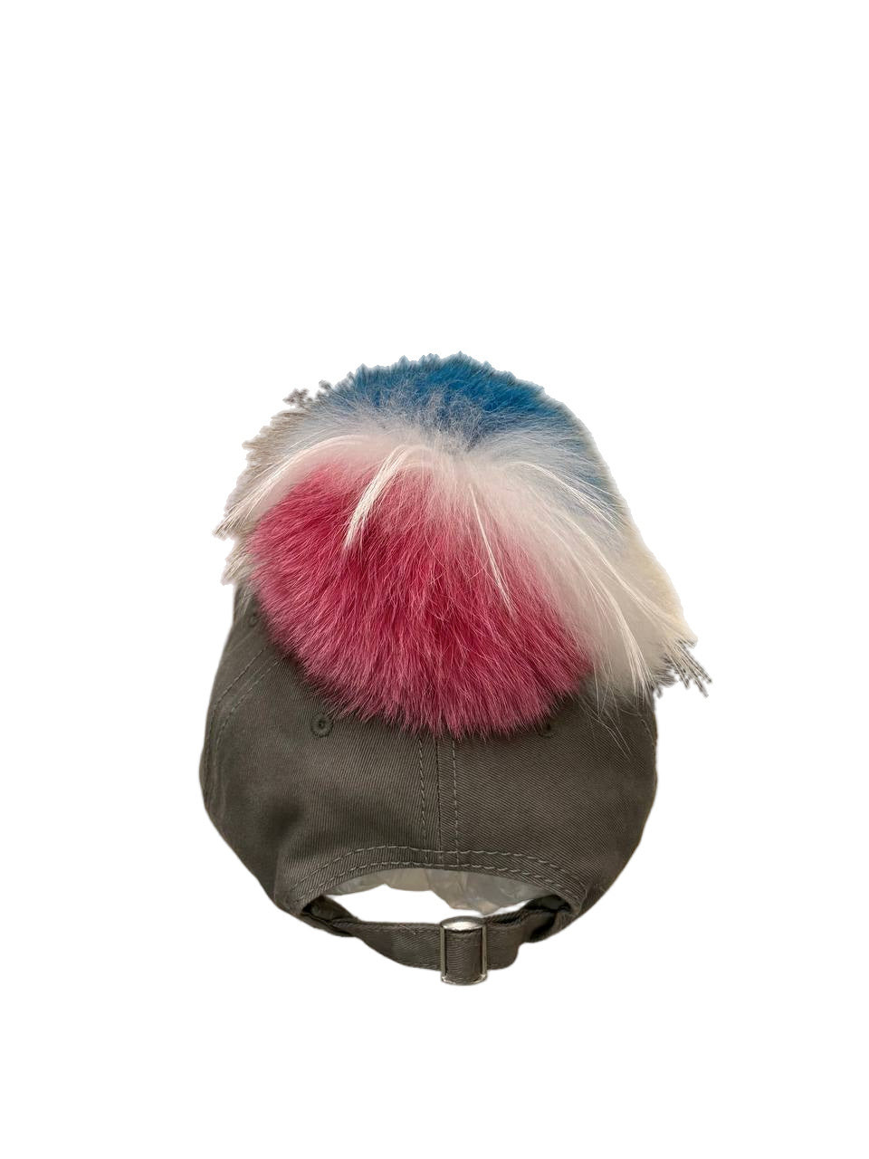 CAPPELLO VISIERA TORTORA CON POMPOM MURMASKI