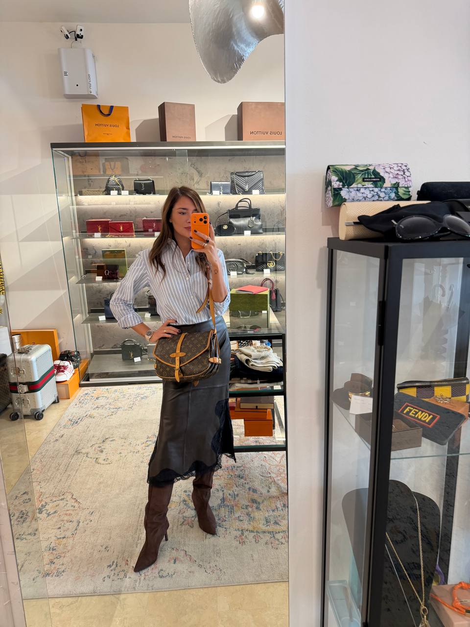 SAUMUR PM LOUIS VUITTON MONOGRAM CROSSBODY