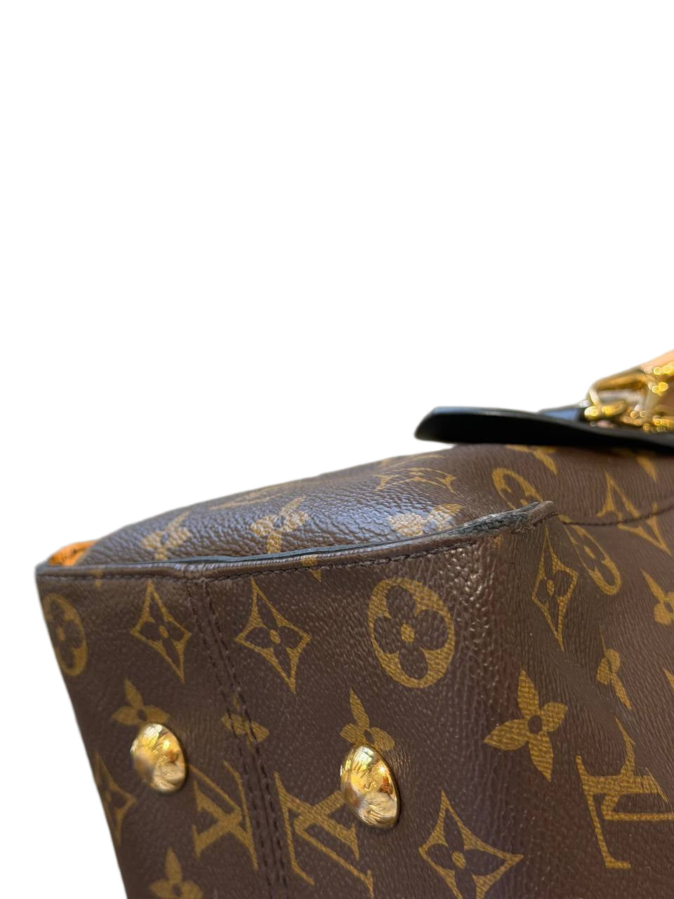 TUILIERES LOUIS VUITTON MONOGRAM MANICI ROSSI