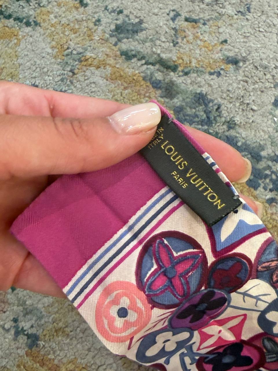 LOUIS VUITTON TWILLY SETA 100%  ROSA MULTICOLOR