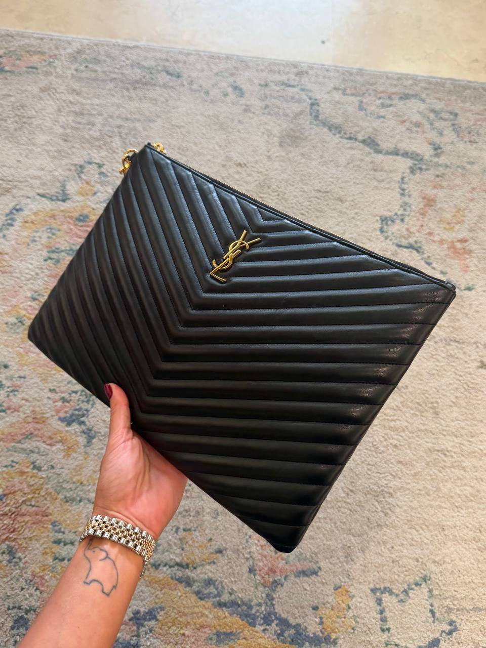 POCHETTE CASSANDRA YSL NERA HARDWARE ORO