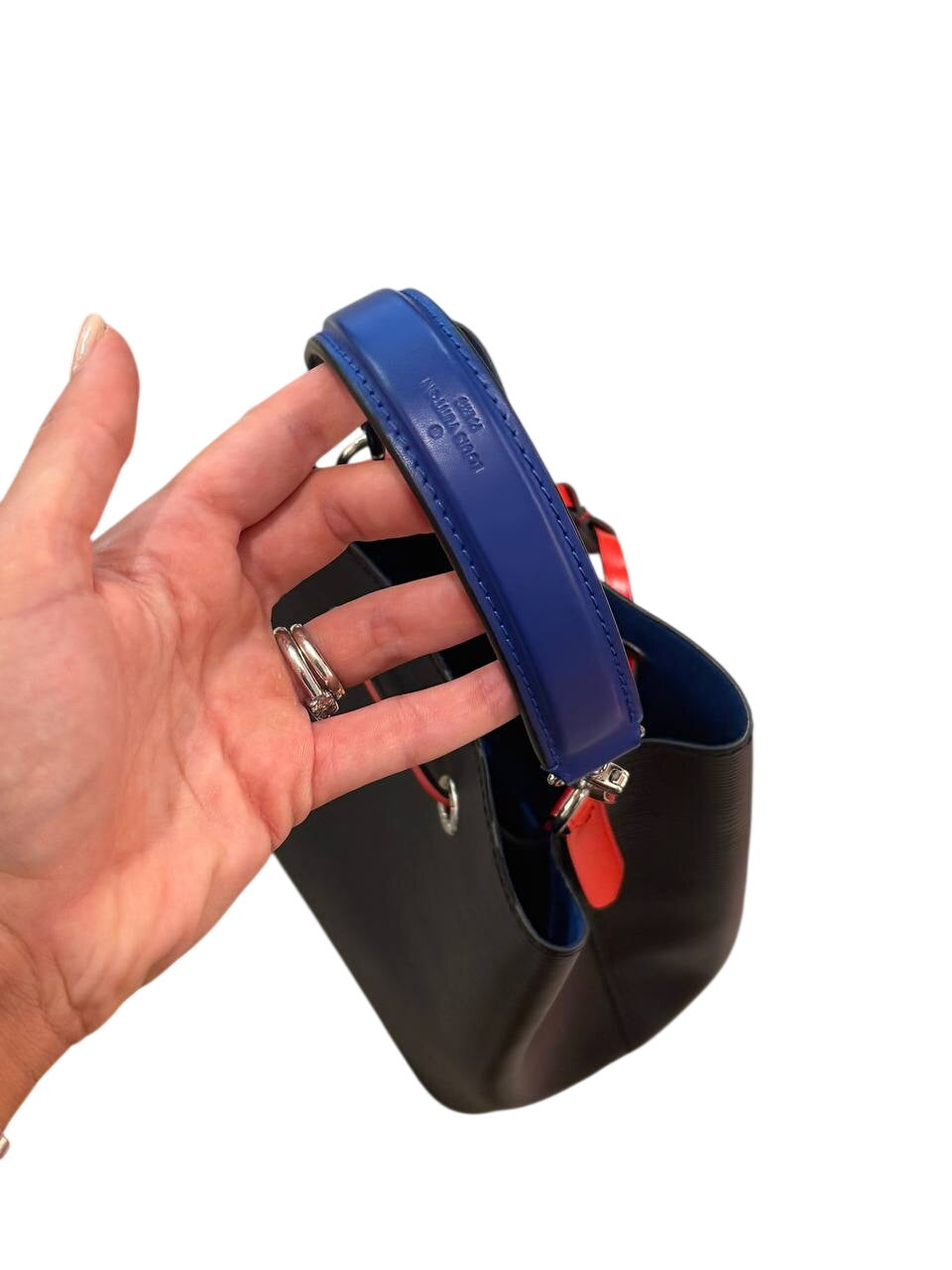 LOUIS VUITTON NOÉ BB EPI NERO MULTICOLOR