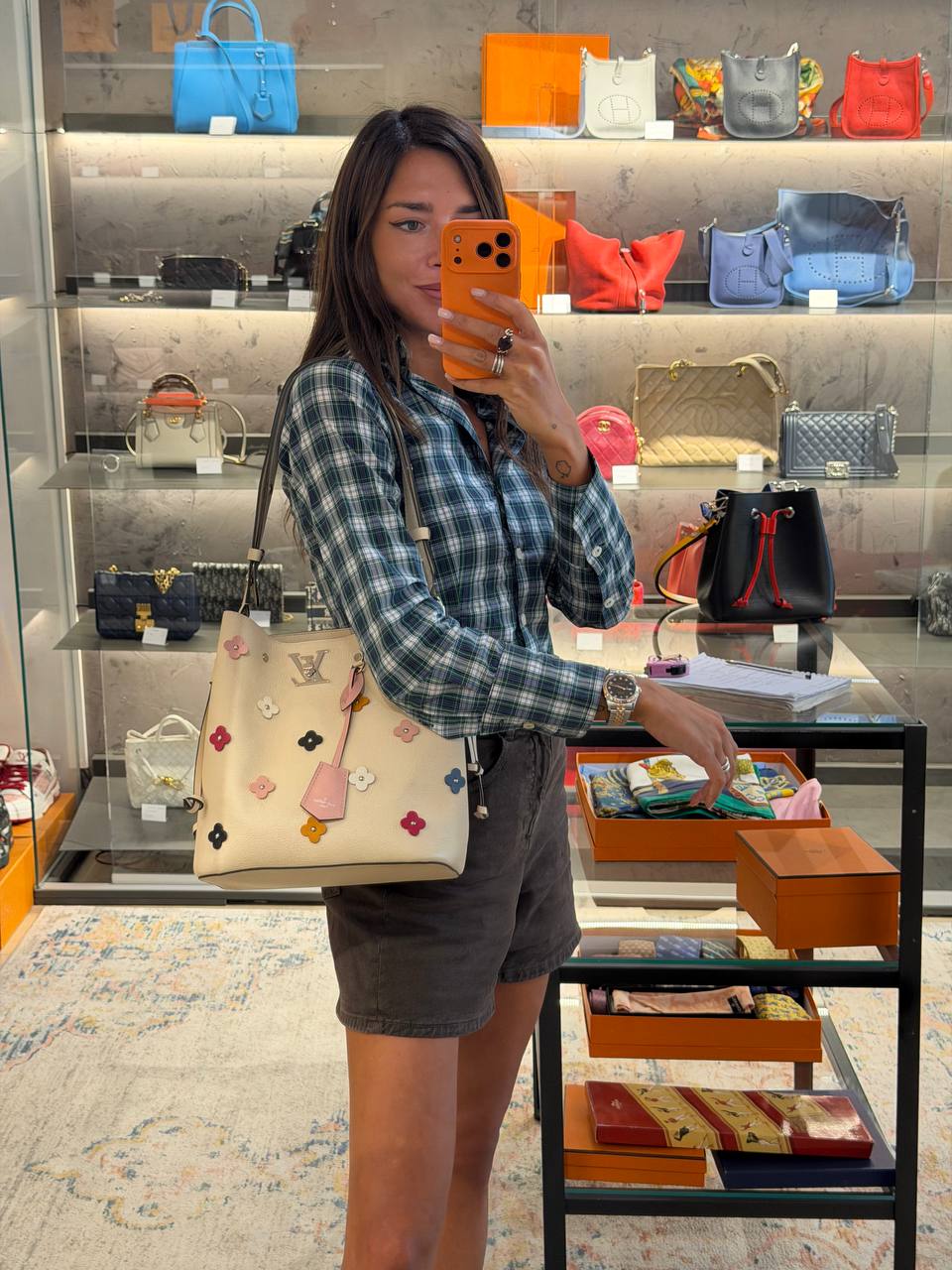NOÉ LOCKME CREMA APPLICAZIONI FIORI LOUIS VUITTON