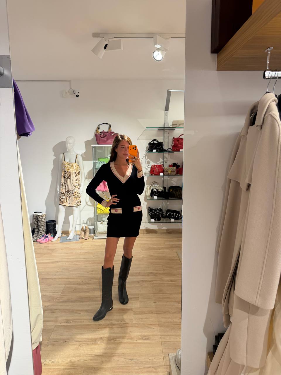 ABITO ELISABETTA FRANCHI IN MAGLIA NERO Tg 44
