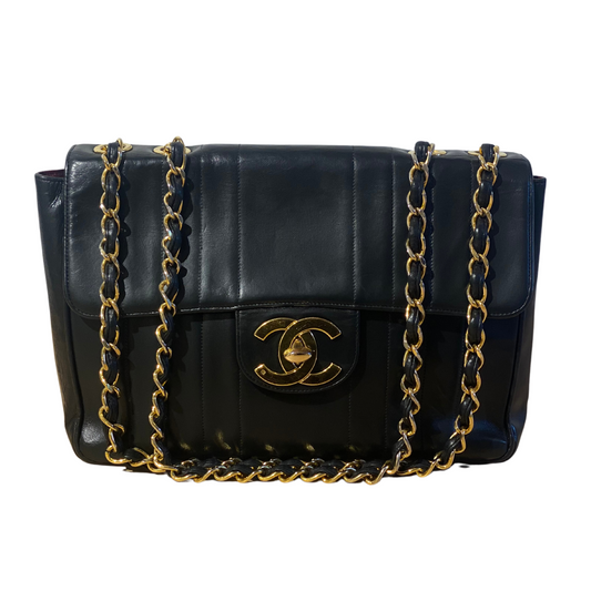 TIMELESS CHANEL VINTAGE NERA